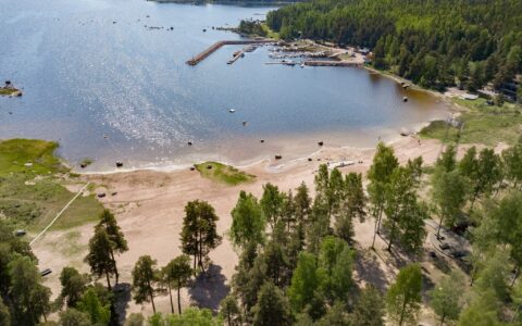 Santalahden uimaranta ilmakuvassa.